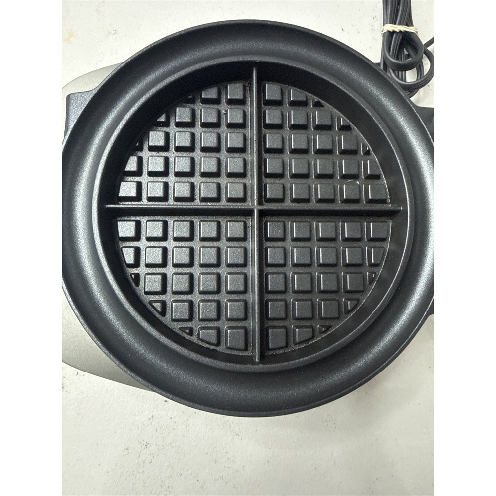 Breville Waffle Maker BWM520XL No Mess Stainless Steel WORKS Tested Clean EUC!! - Picture 8 of 13
